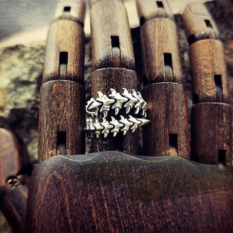 Vintage Gothic Keel Spine Ring