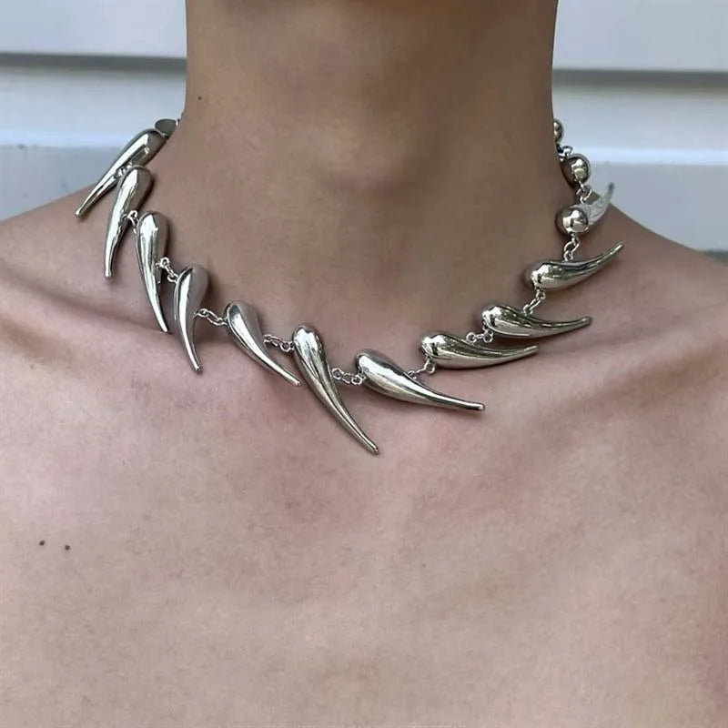 Thorn Chain Choker Necklace