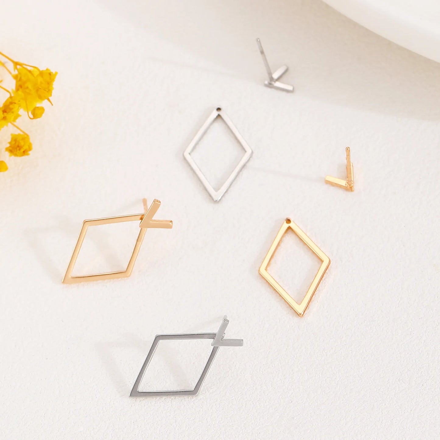 Retro Minimalist Triangle Stud Earrings