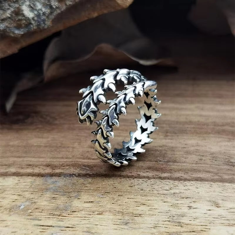 Vintage Gothic Keel Spine Ring